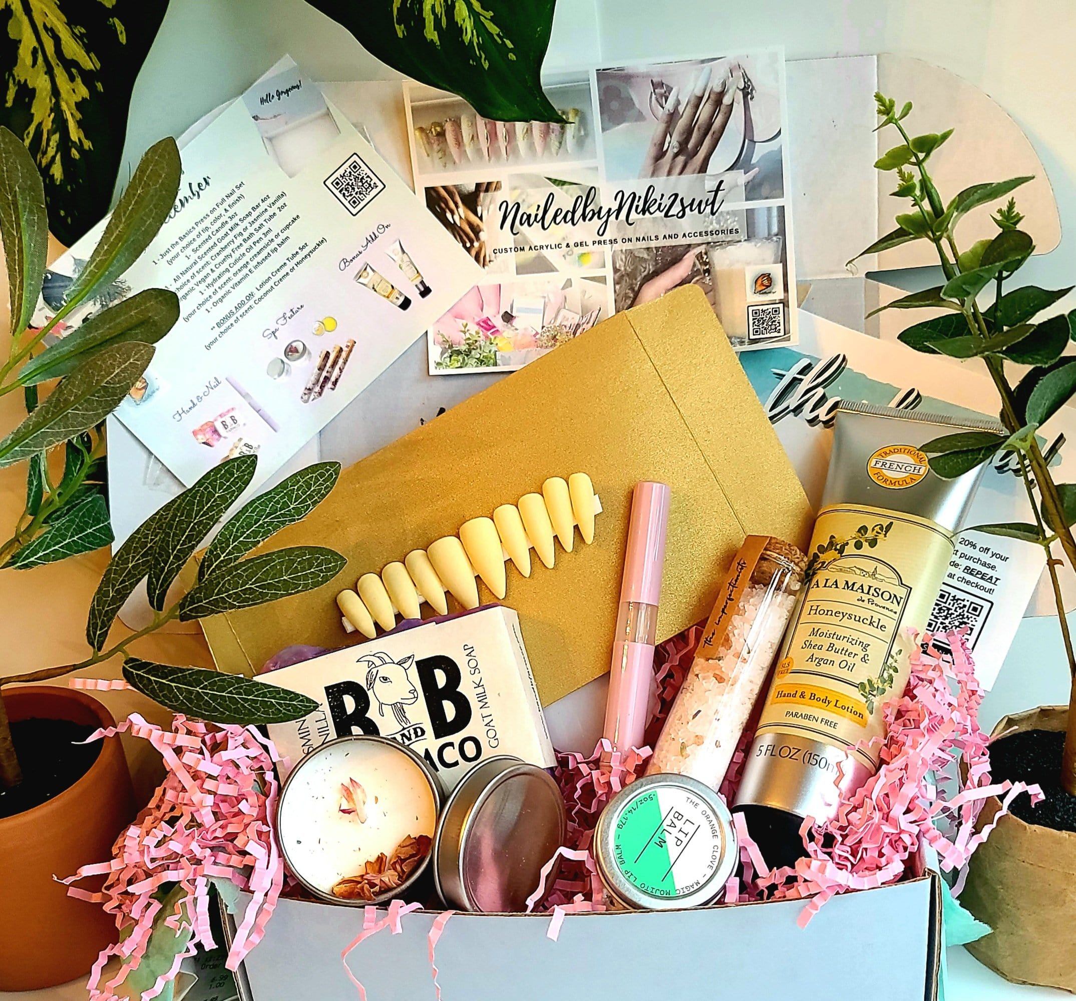 Natural Beauty online Self-Care Box