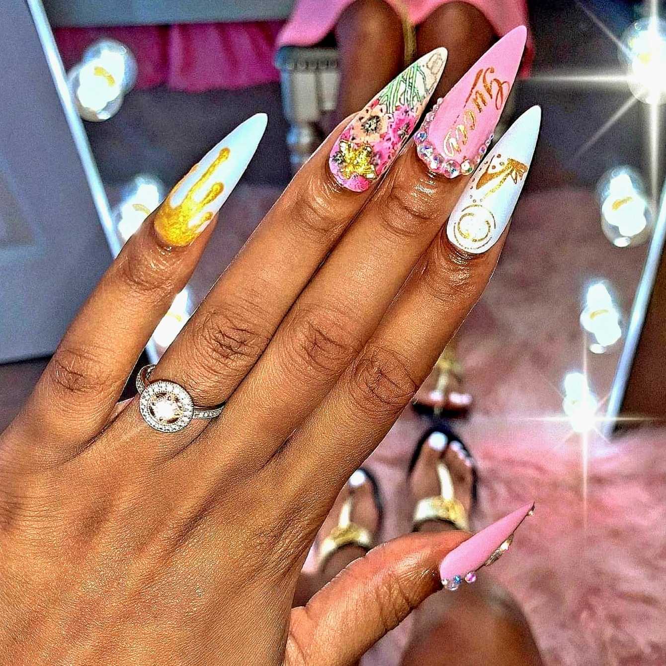 Custom press on sale on nails